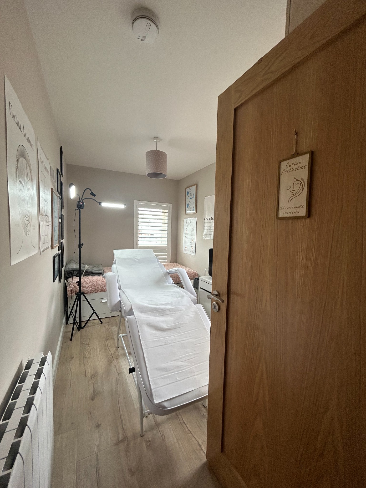 Private treatment room at Cūram Aesthetics in Donabate
